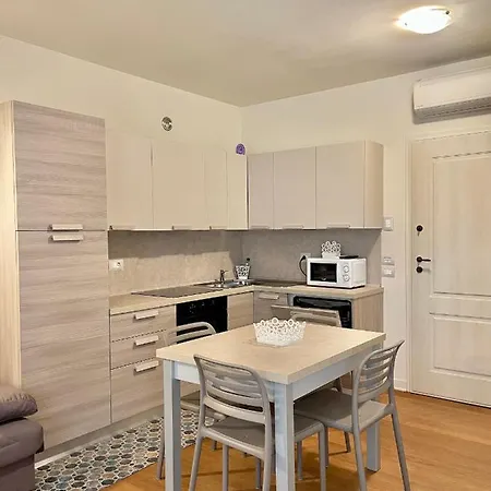 And Relax Apartment
